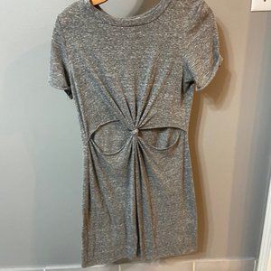 CUTOUT T SHIRT DRESS